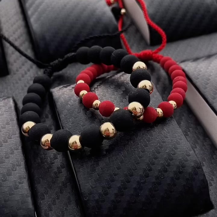 Pulseras pareja (Negra caballero + Roja dama