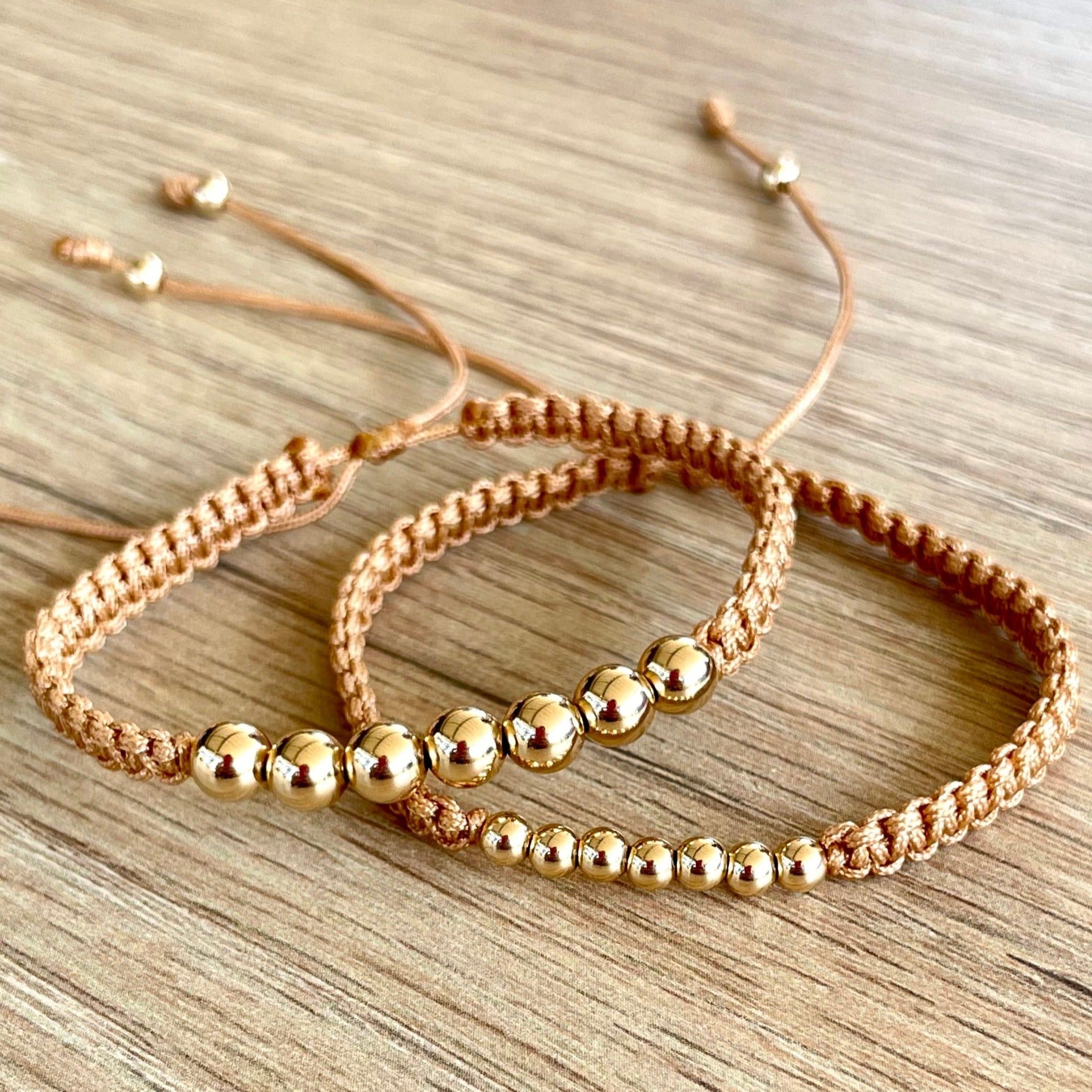 pulsera tejida pareja beige