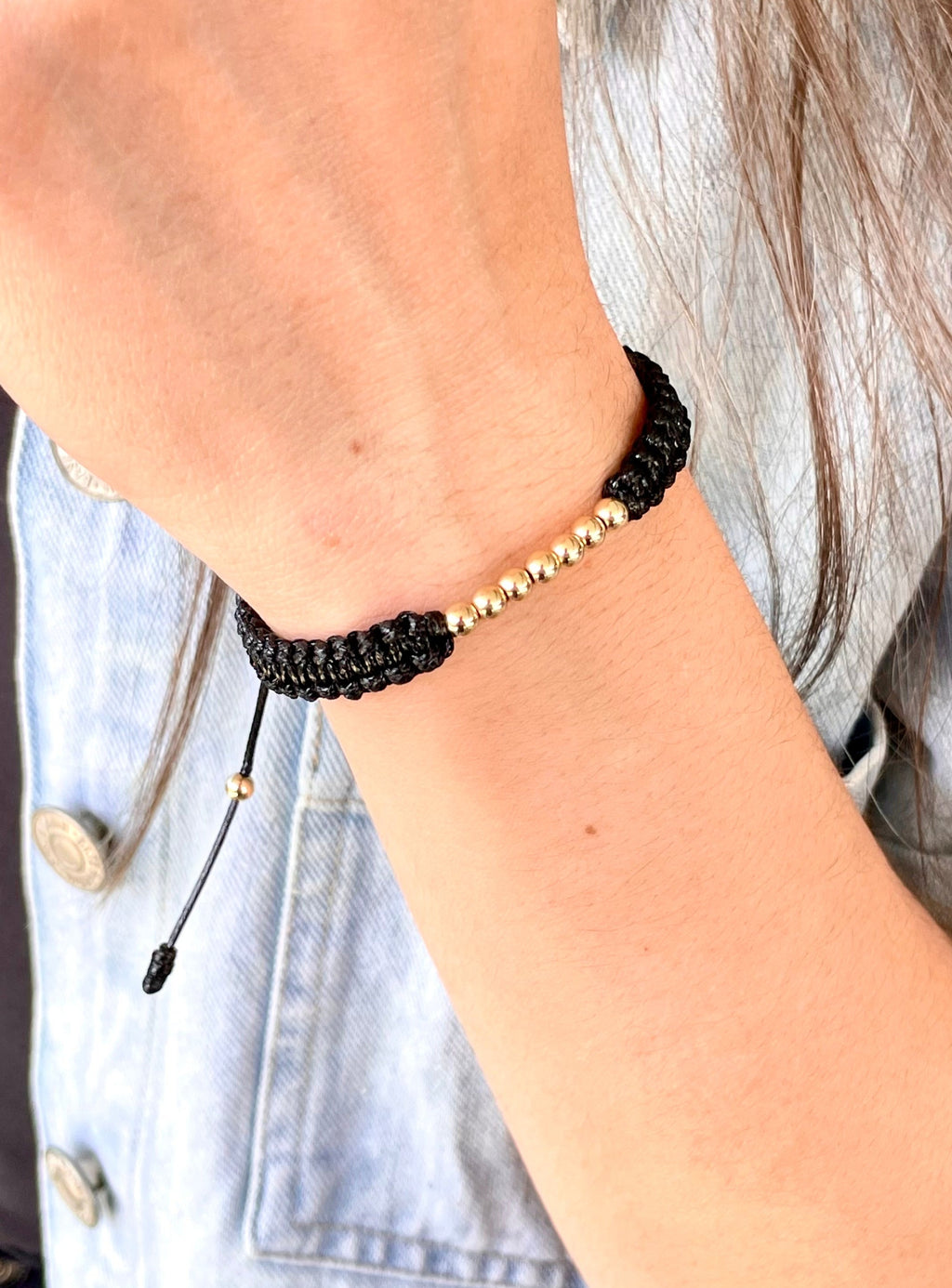 pulsera tejida dama negra