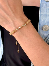 Cargar imagen en el visor de la galería, pulsera tejida dama beige
