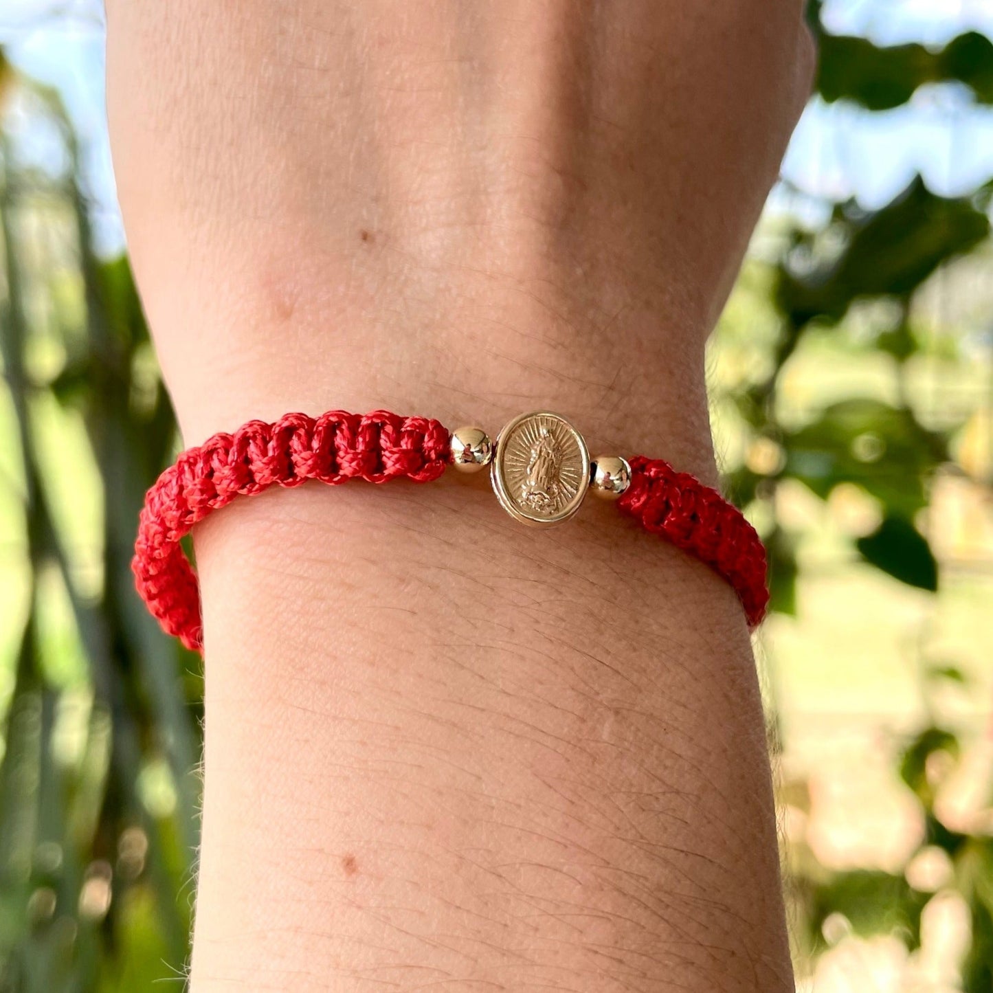 pulsera tejida dama guadalupe roja