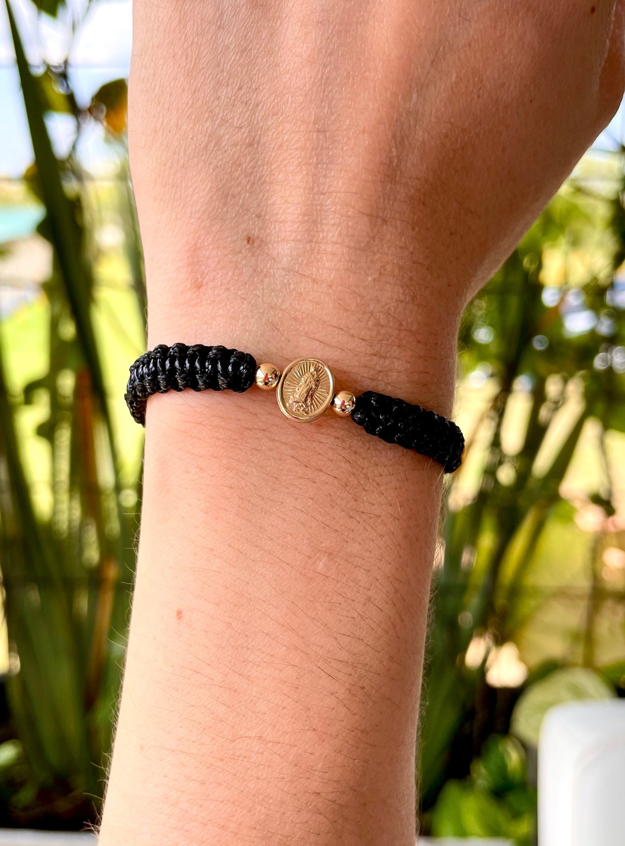 pulsera tejida dama guadalupe