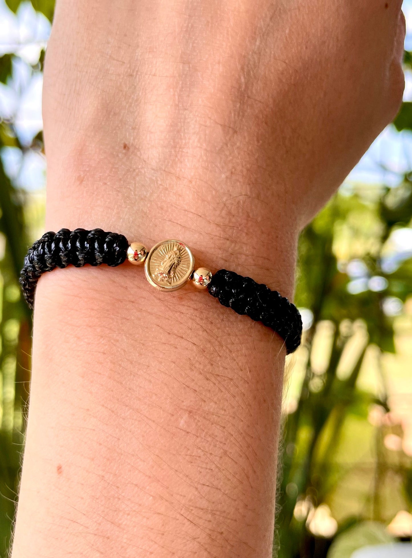 pulsera tejida dama guadalupe