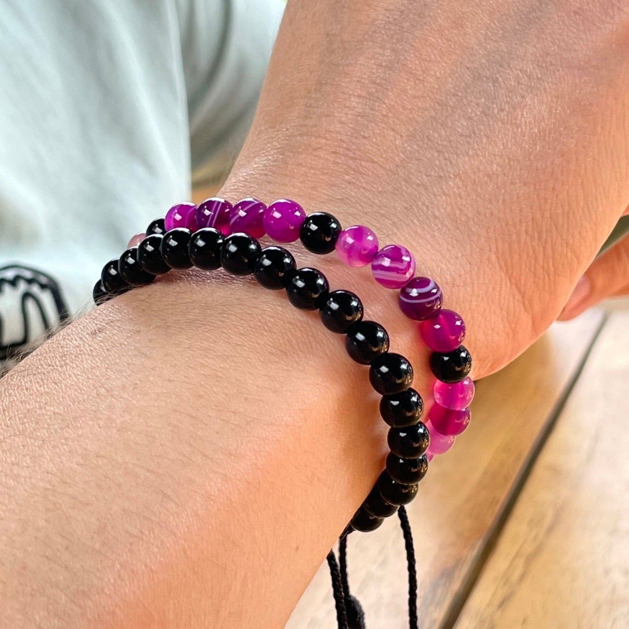 Pulseras dama ágata fucsia y ónix 6mm